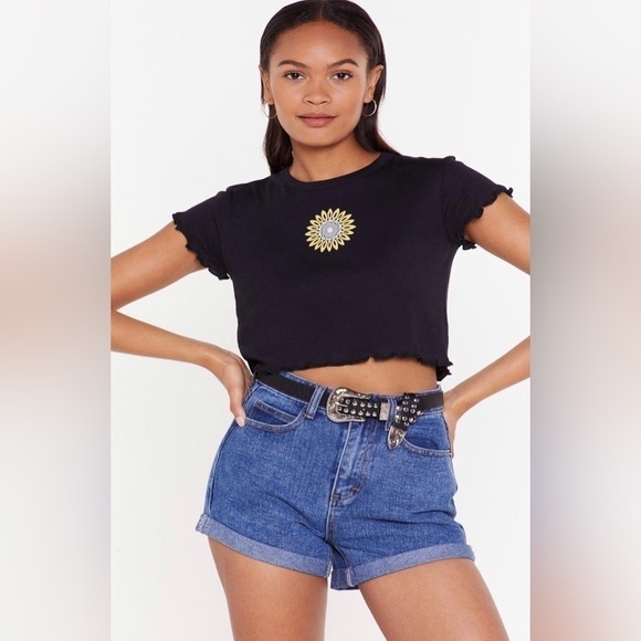 NastyGal Please Don’t Tell Mom High Waisted Shorts In Blue Size 10 - Picture 1 of 3